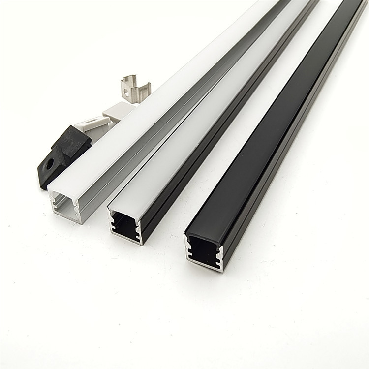 Quali sono i vantaggi dei profili di alluminio a LED rispetto ad altri materiali?