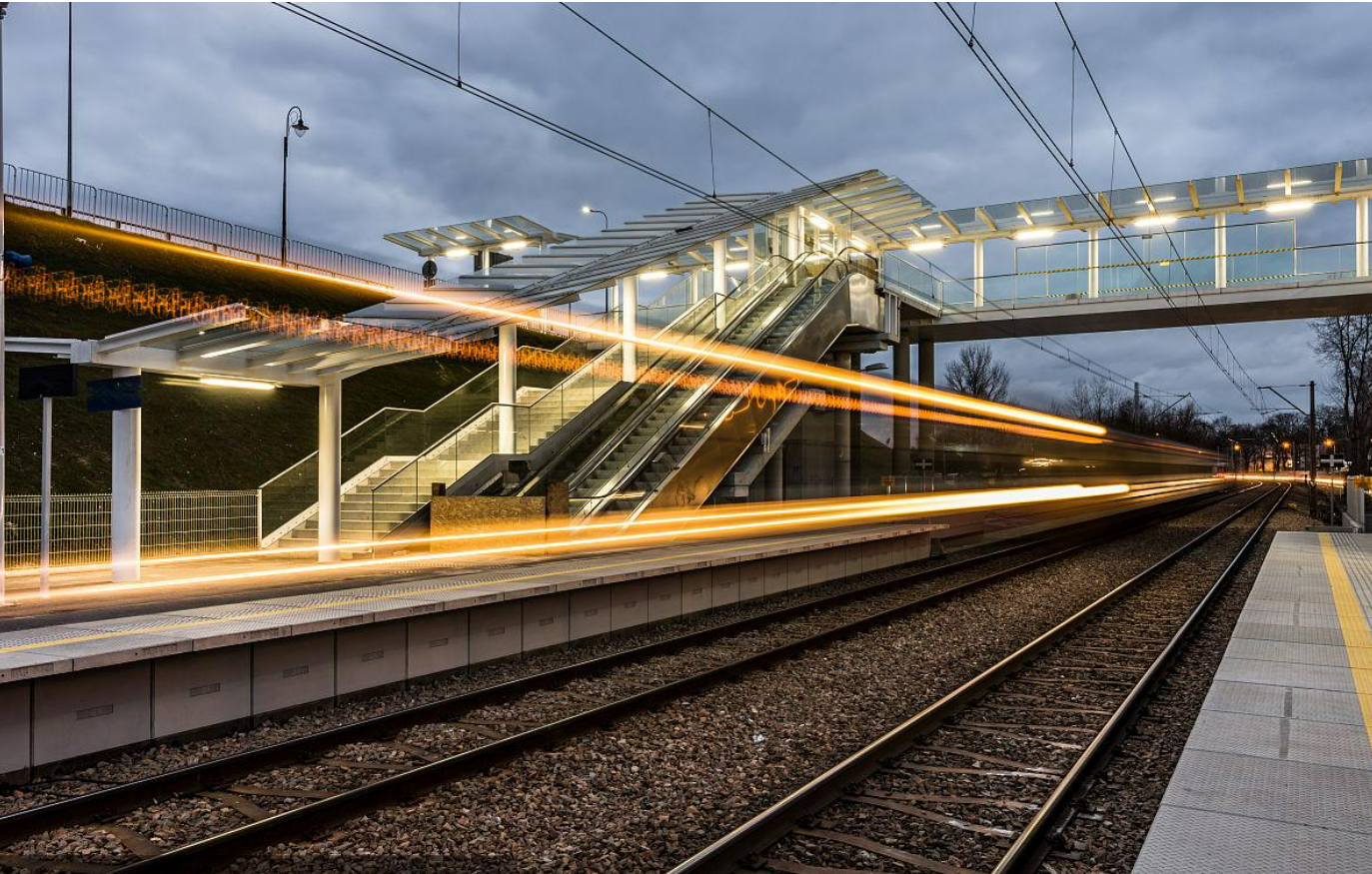 Considerazioni chiave per l'applicazione di tubi a LED nelle tracce di trasporto