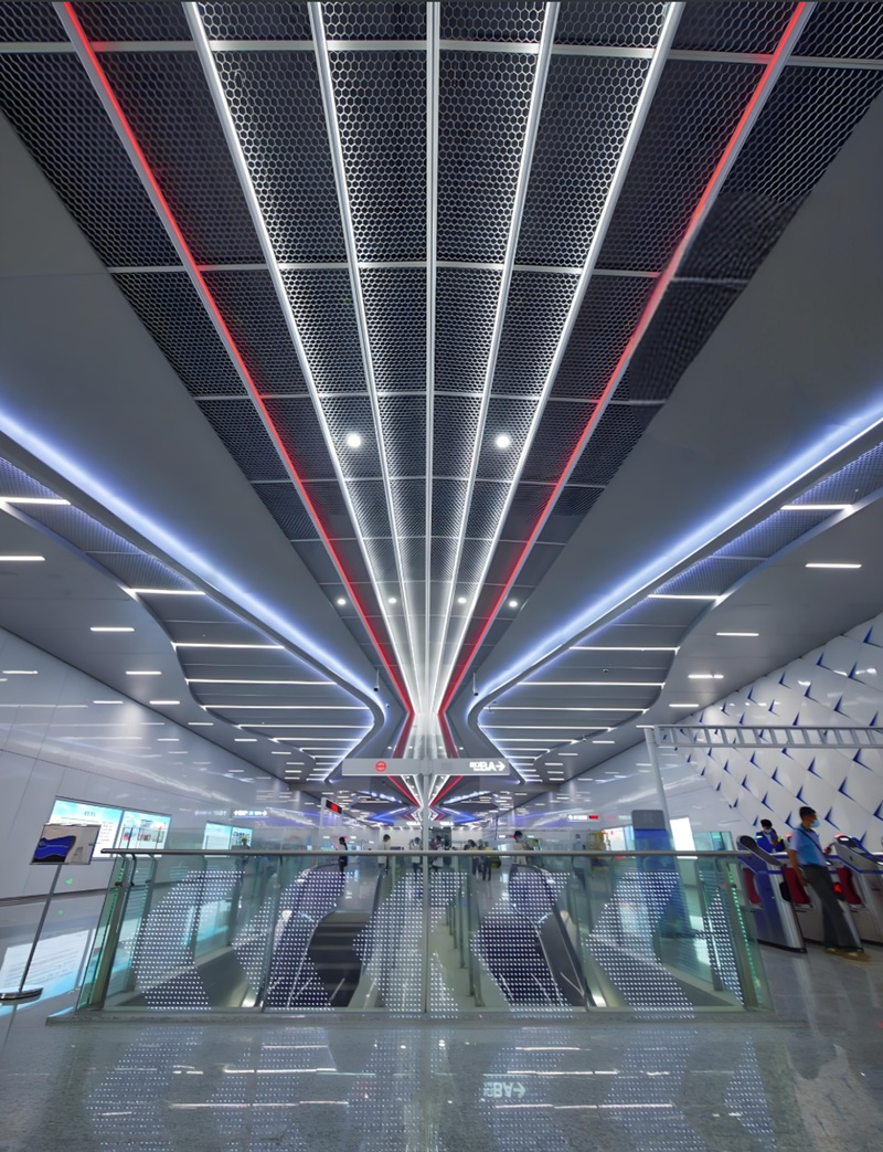 Scenari di applicazione specifici di tubi a LED nelle tracce di trasporto
